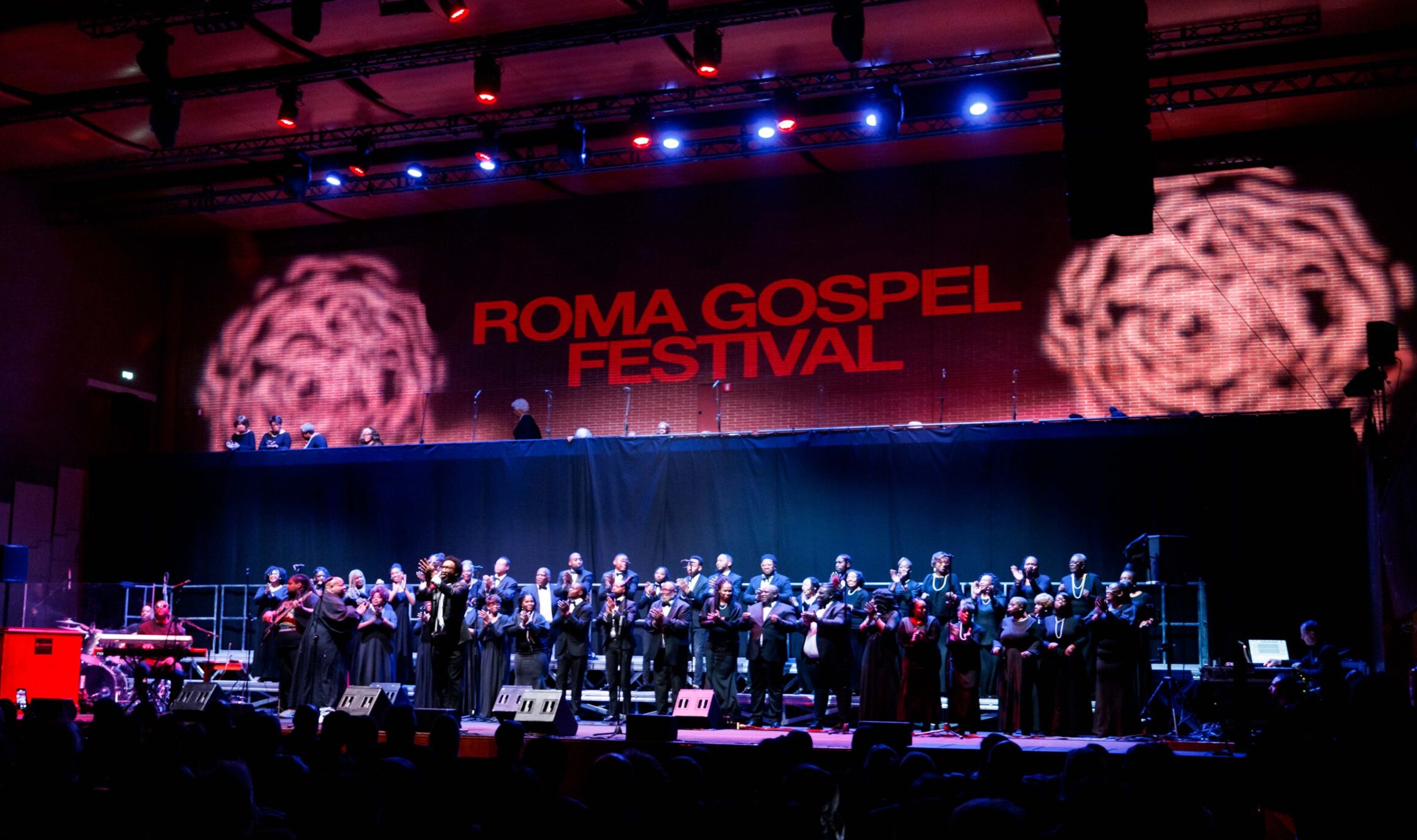 Eric Waddell & Abundant Life Gospel Singers - Roma