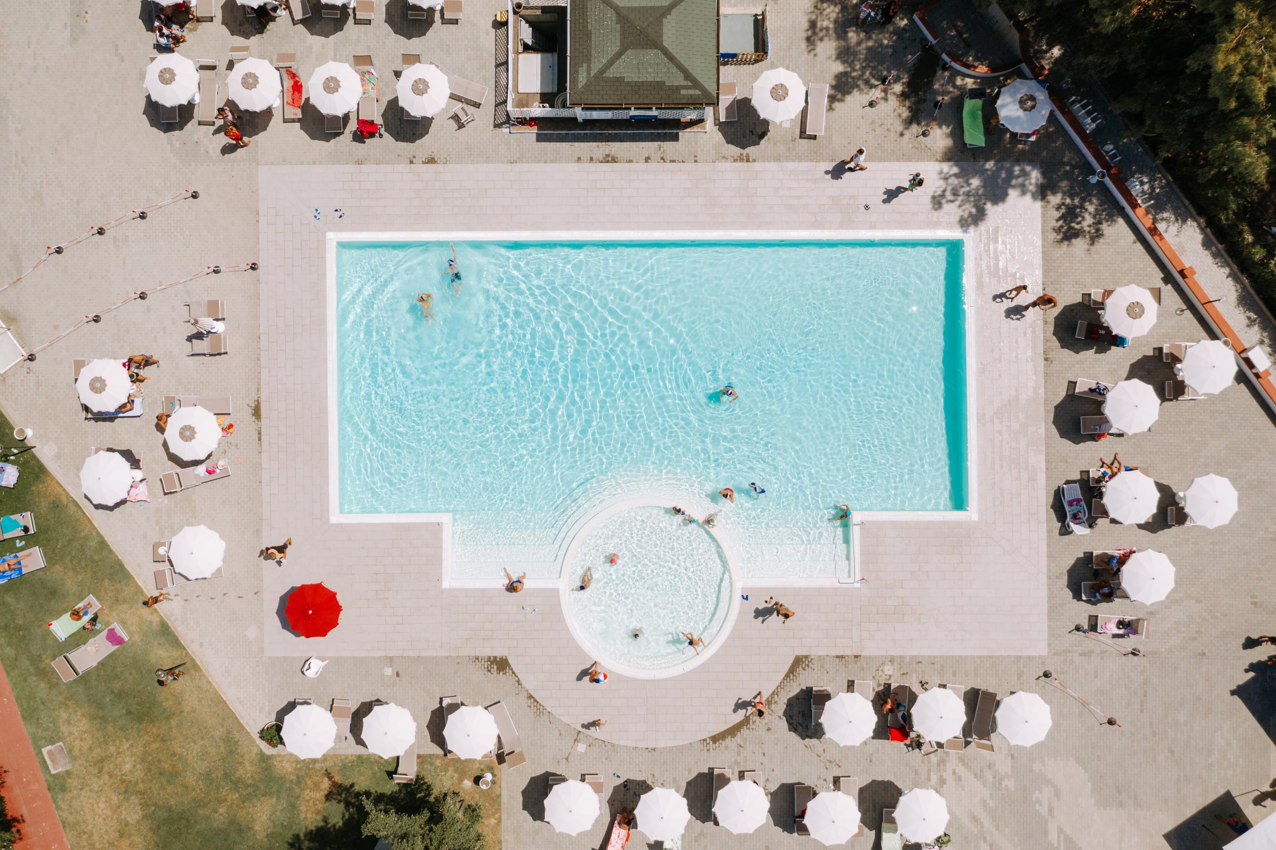 NICOLAUS CLUB BAGAMOYO RESORT [NC]