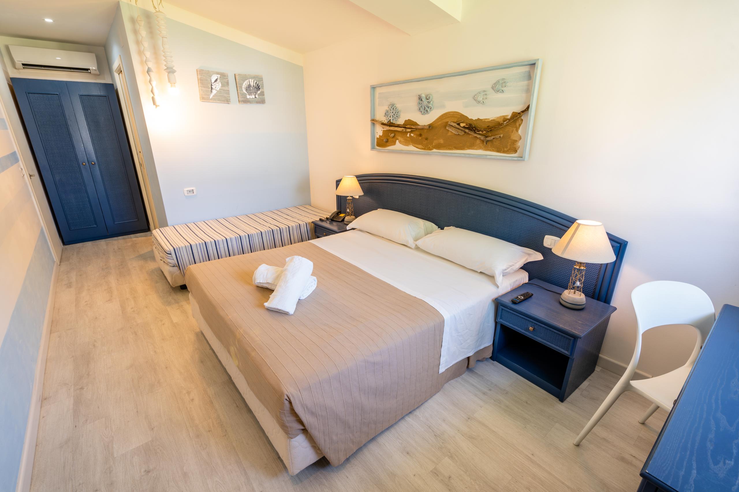NICOLAUS CLUB LE DUNE BEACH [NC]
