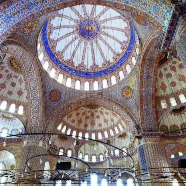Immagine cover di Moschea Blu e Cisterna Basilica: Biglietti per saltare la fila + tour