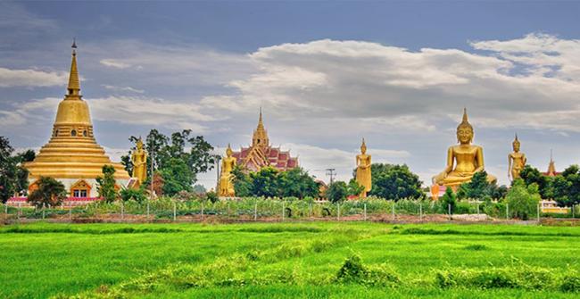 BANGKOK, TOUR TRIANGOLO D’ORO E KOH SAMUI