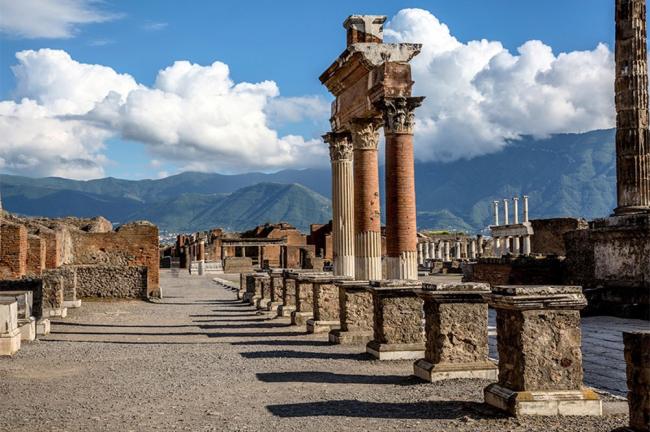 POMPEI E NAPOLI