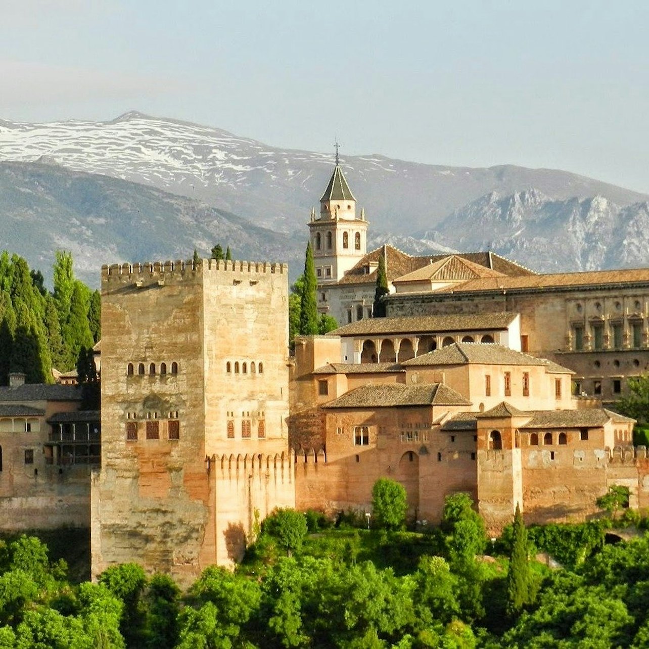 Immagine cover di Alhambra e Palazzi nazarì: Biglietto salta-coda