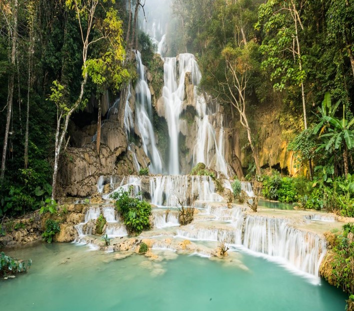 LAOS - IL NORD, NATURA ED ETNIE