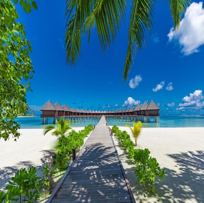 ISTANBUL & SUN SIYAM OLHUVELI MALDIVES