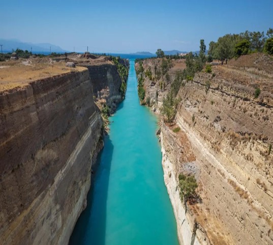 GRECIA: L'ECO DI CIVILTA' ANTICHE